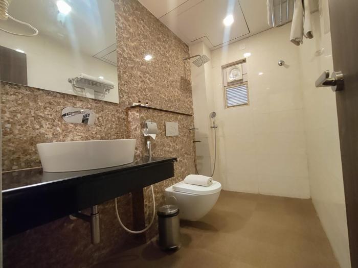 sambhabana hotel and suites