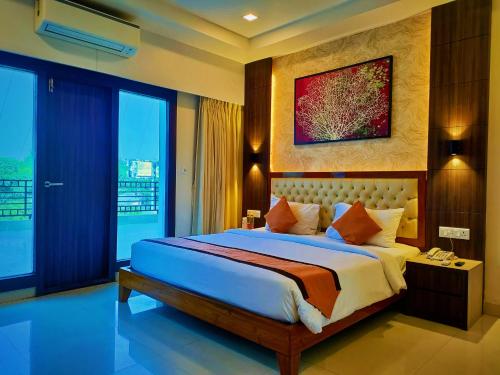 sambhabana hotel and suites