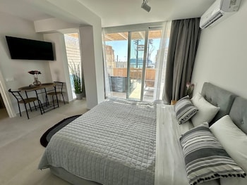 amina apartments