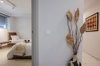 amina apartments