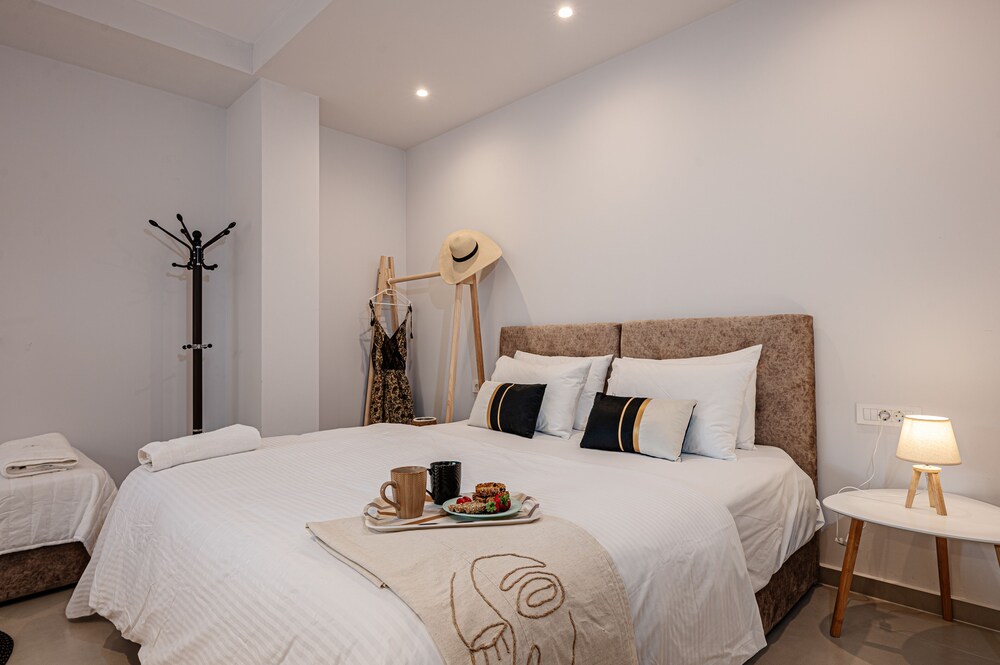 amina apartments