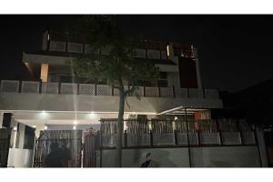 ooh hostler jaipur