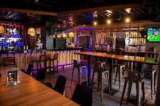 mad monkey phuket