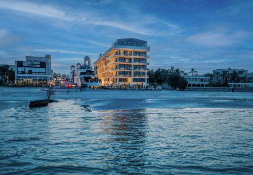 arabella beach hotel kuwait vignette collection an ihg hotel
