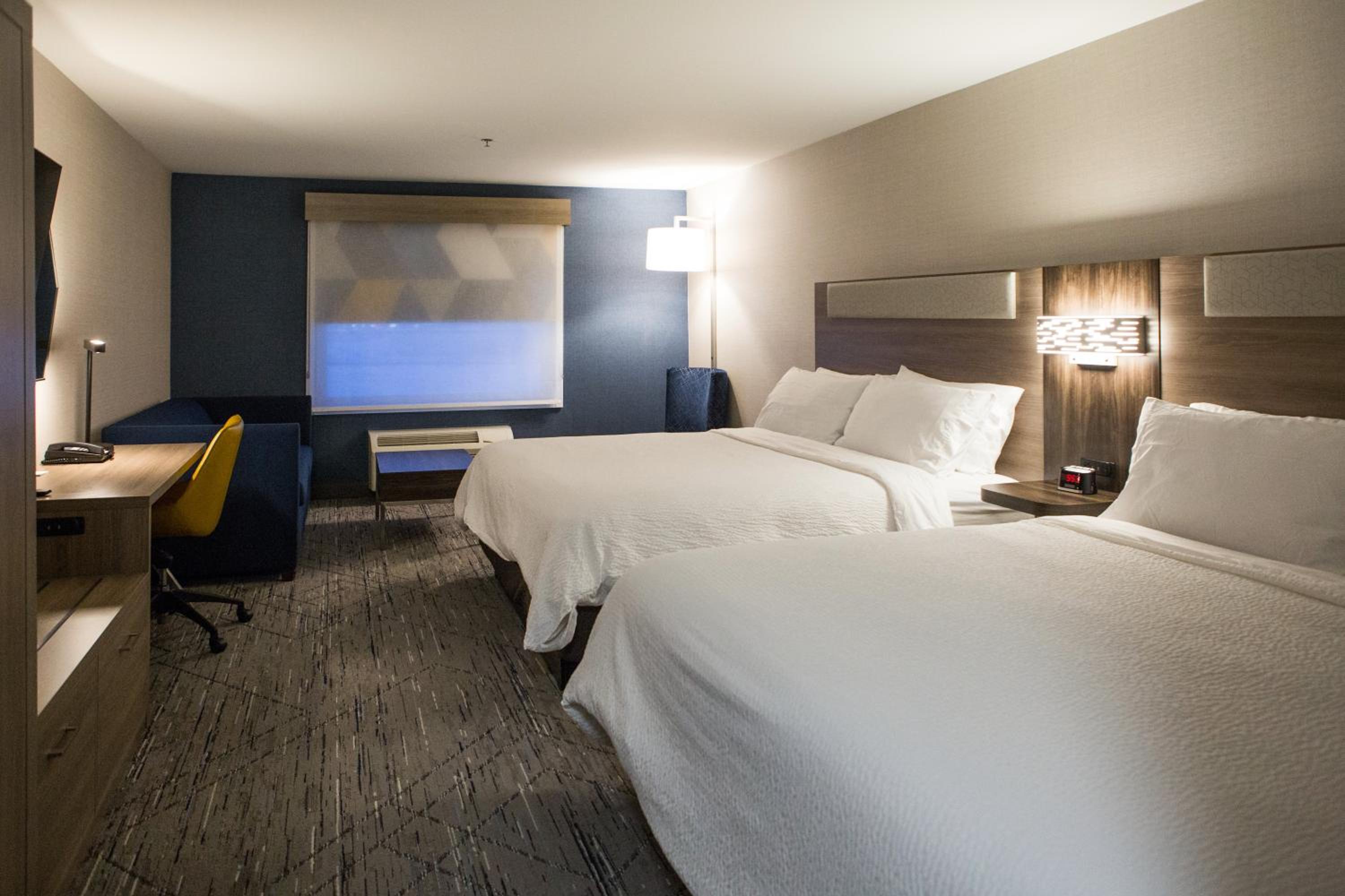 holiday inn express and suites prince albert south