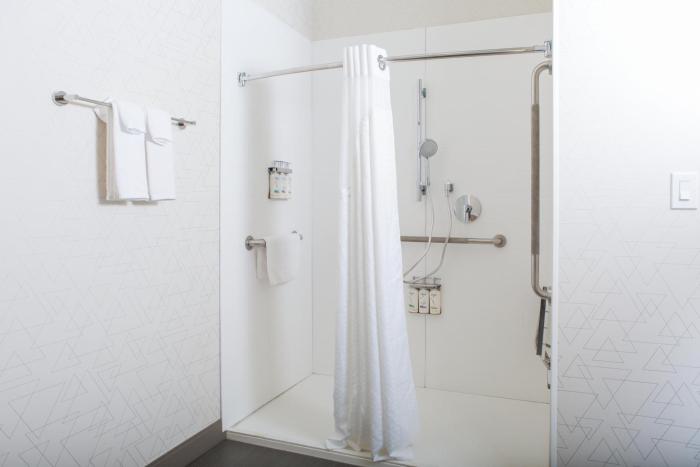 holiday inn express and suites prince albert south