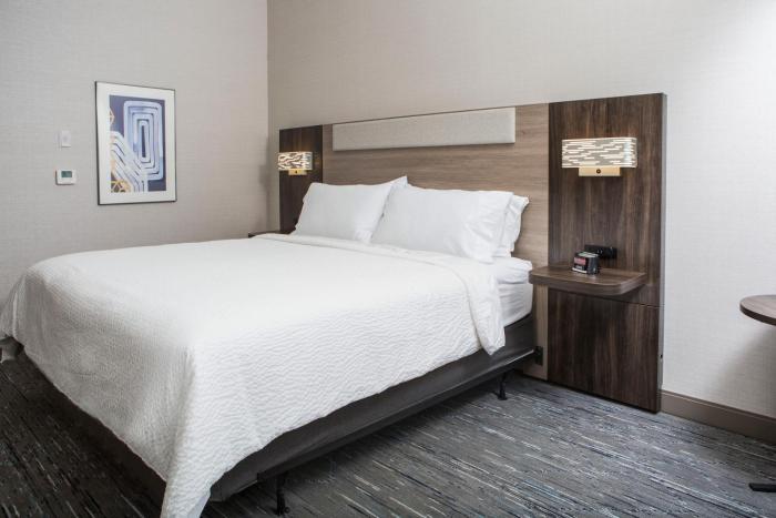 holiday inn express and suites prince albert south