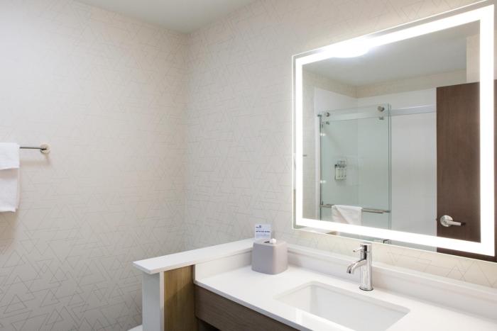 holiday inn express and suites prince albert south