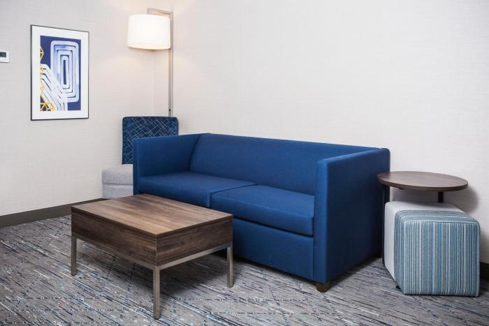 holiday inn express and suites prince albert south