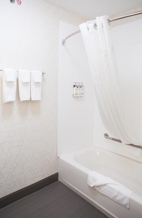 holiday inn express and suites prince albert south