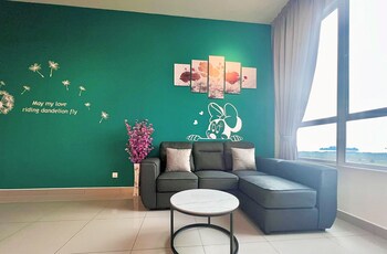 amber cove melaka sea view by stayrene