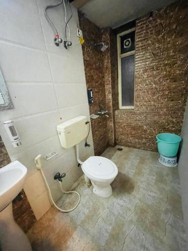 hotel alpine by the golden taj group