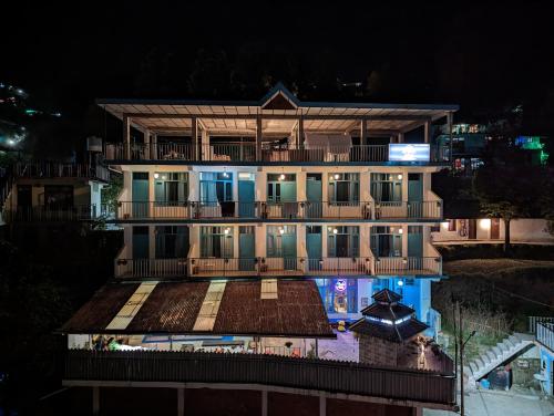 la siesta india hostel mcleodganj
