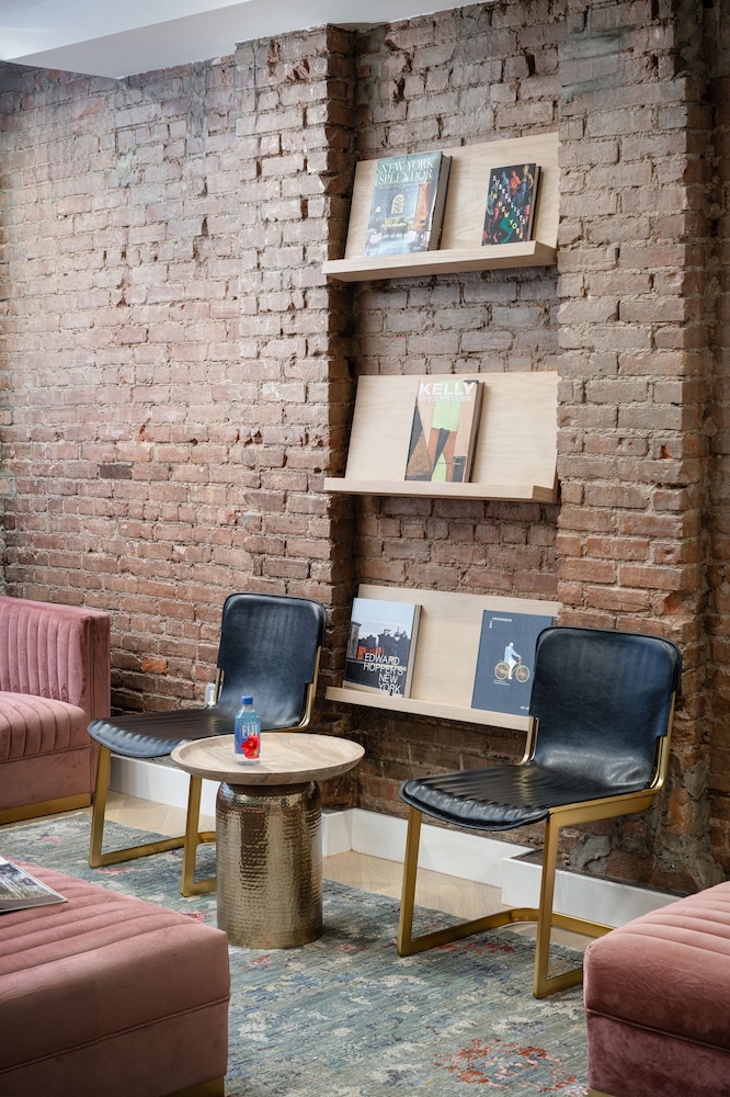 little charlie hotel