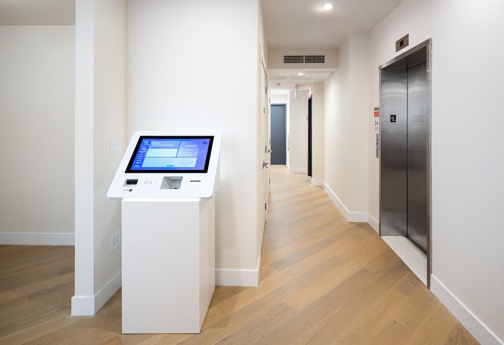 little charlie hotel