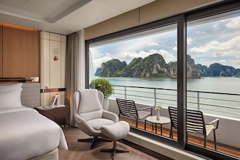 essence grand halong bay cruise