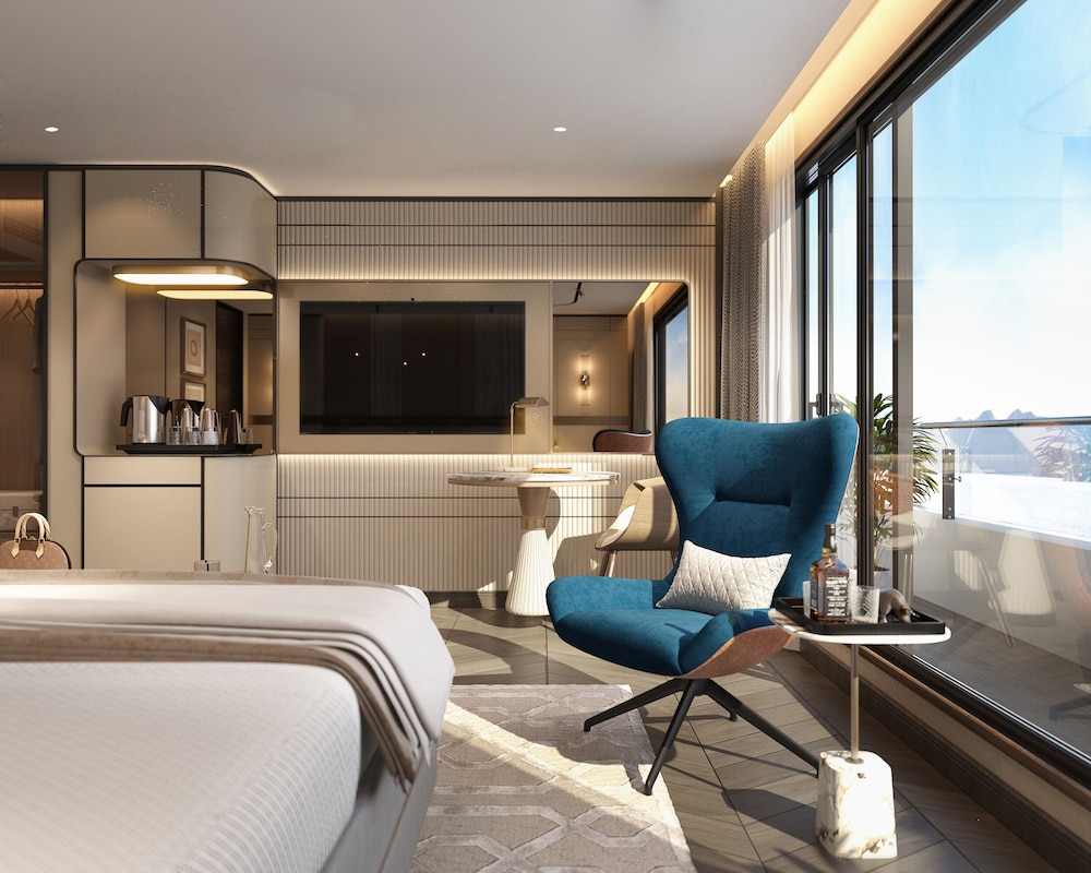 essence grand halong bay cruise