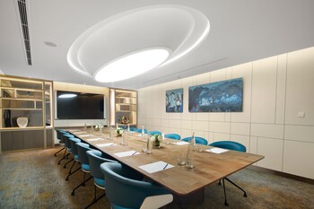 essence grand halong bay cruise