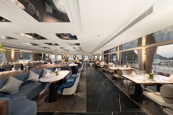 essence grand halong bay cruise