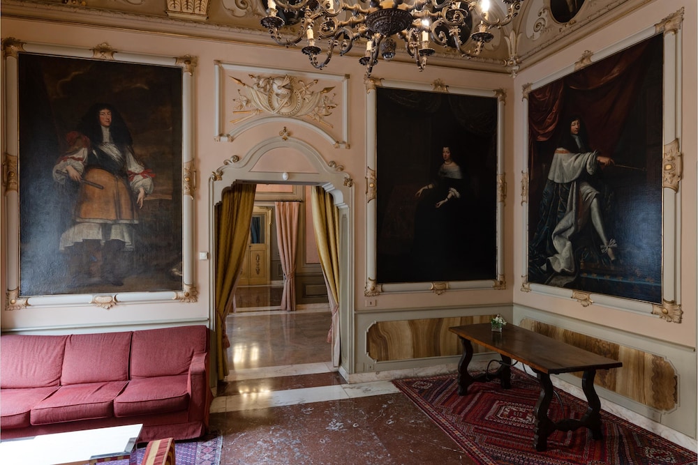 phi hotel canalgrande