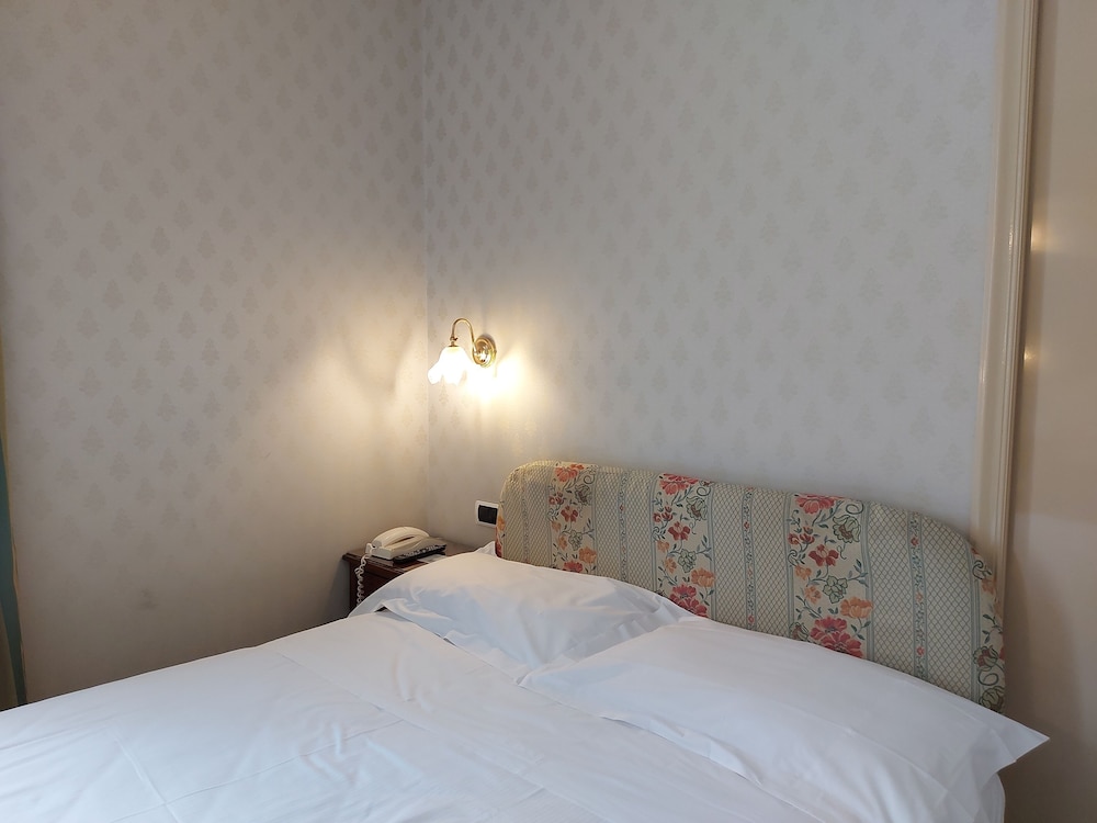 phi hotel canalgrande