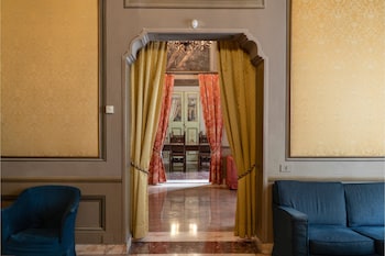 phi hotel canalgrande