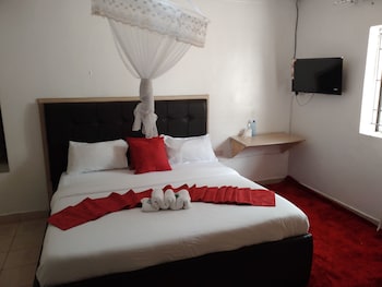 white house lounge and guest house