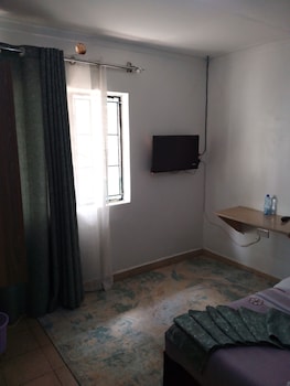 white house lounge and guest house