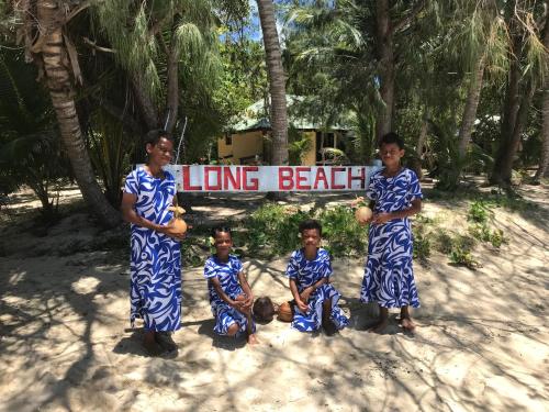yasawa long beach hideout resort
