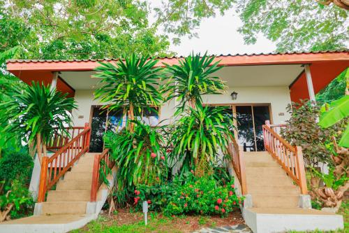 lamai bayview boutique resort