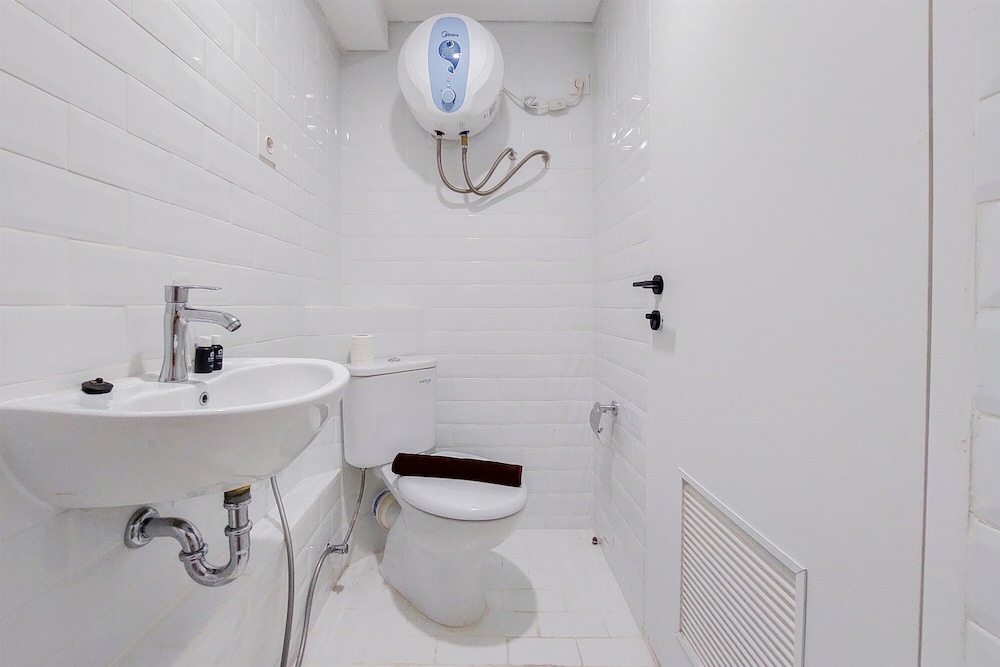 spacious and elegant studio loft kingland avenue apartment