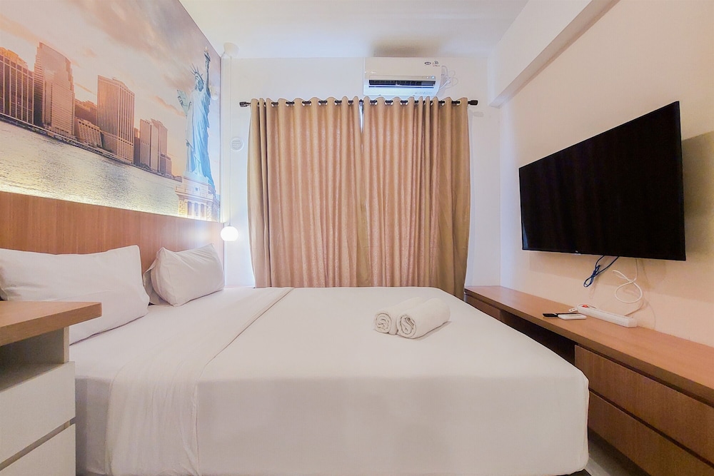 cozy living and comfy studio sky house bsd apartment