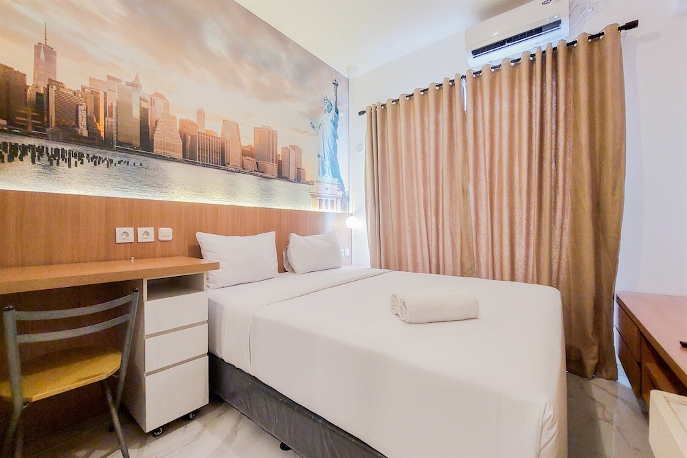 cozy living and comfy studio sky house bsd apartment