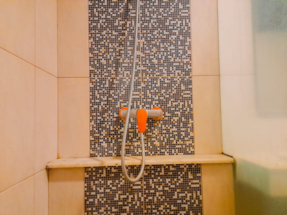 modern and cozy studio at student park apartment