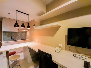 modern and cozy studio at student park apartment