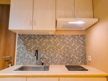 modern and cozy studio at student park apartment