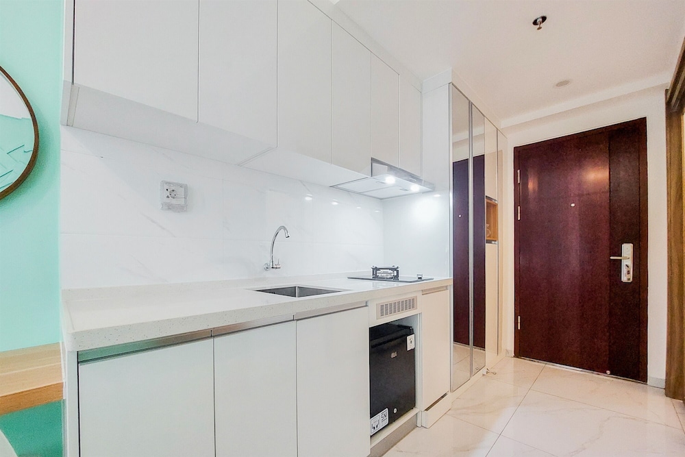 modern look studio at sky house alam sutera apartment