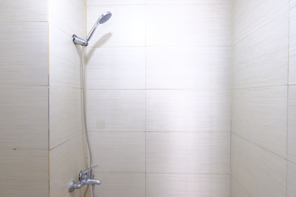 strategic and comfortable 2br apartement at gateway pasteur