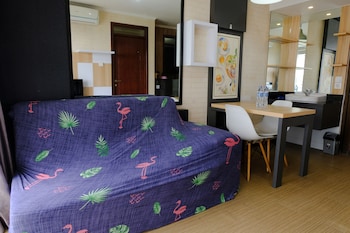 strategic and comfortable 2br apartement at gateway pasteur