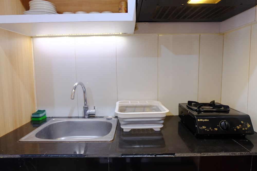 strategic and comfortable 2br apartement at gateway pasteur