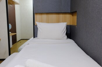 strategic and comfortable 2br apartement at gateway pasteur