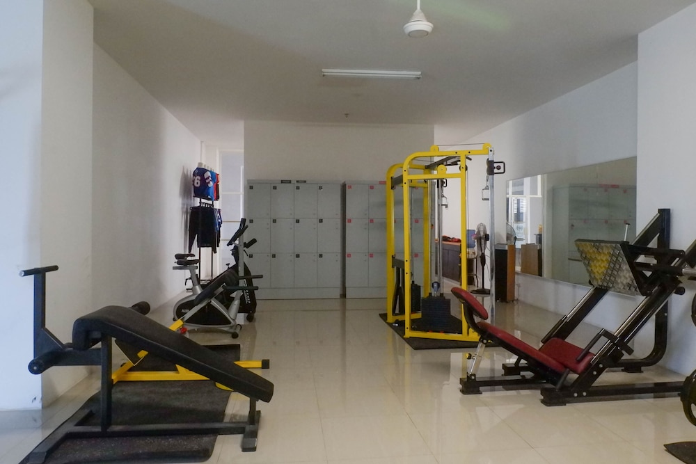 compact and cozy stay studio at bale hinggil apartment