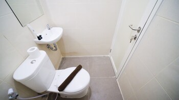 tidy and comfy studio at bale hinggil apartment