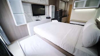tidy and comfy studio at bale hinggil apartment