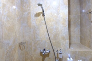 strategic 2br at tamansari panoramic apartment