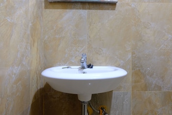 strategic 2br at tamansari panoramic apartment