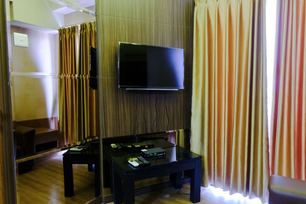 strategic 2br at tamansari panoramic apartment