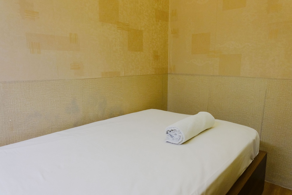 strategic 2br at tamansari panoramic apartment