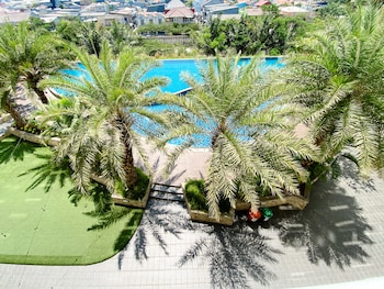 big studio at apartment mustika golf residence