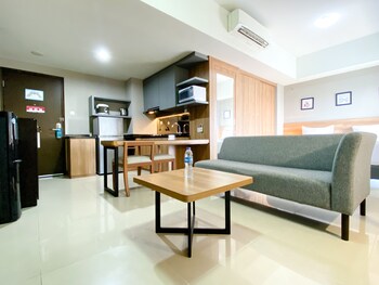 big studio at apartment mustika golf residence